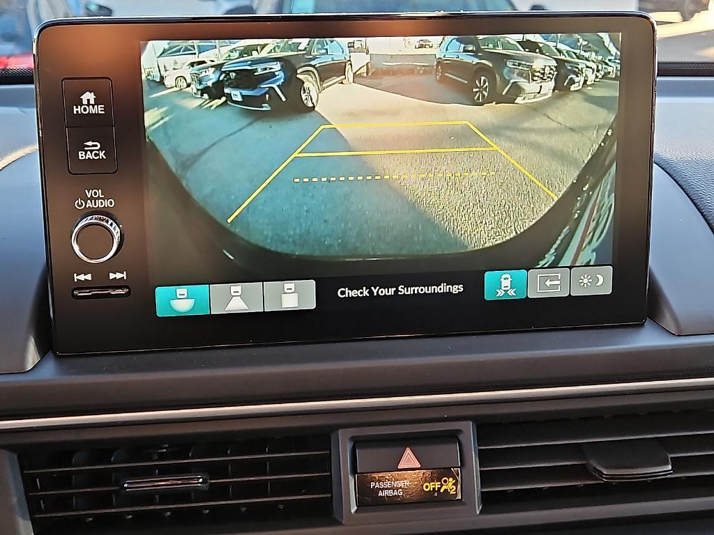 new 2025 Honda Pilot car, priced at $47,095