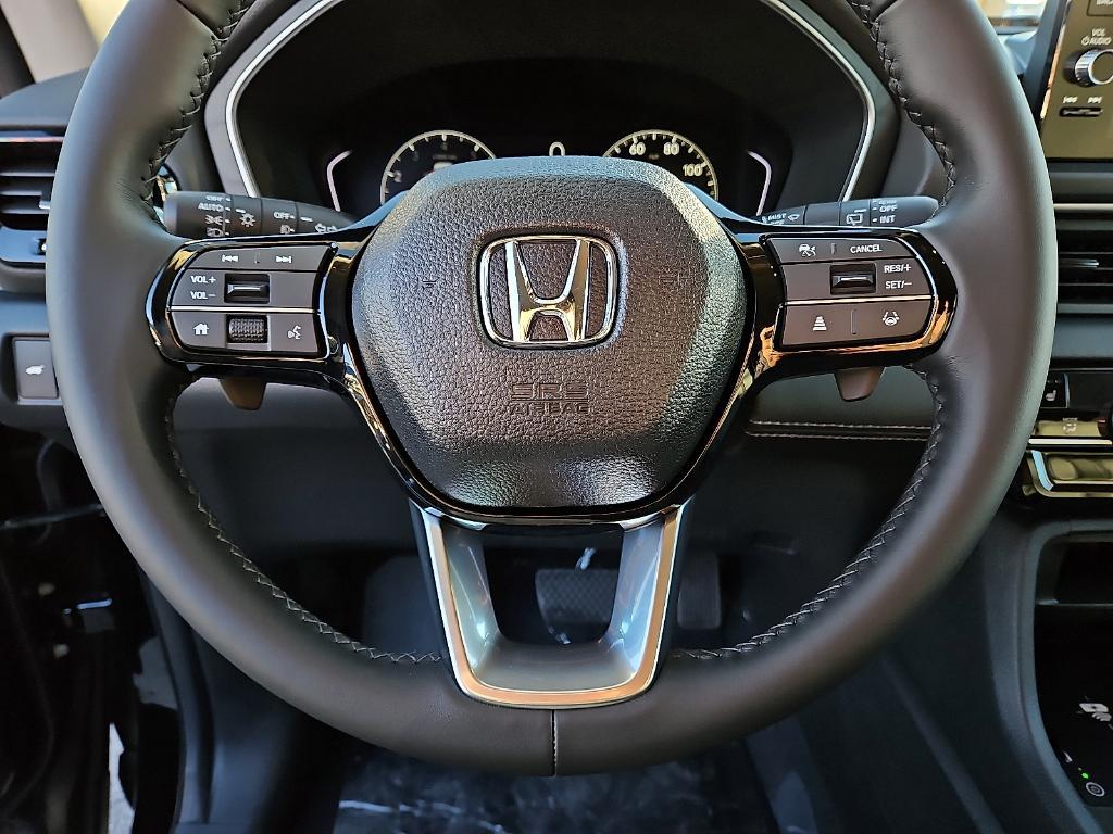 new 2025 Honda Pilot car, priced at $47,095