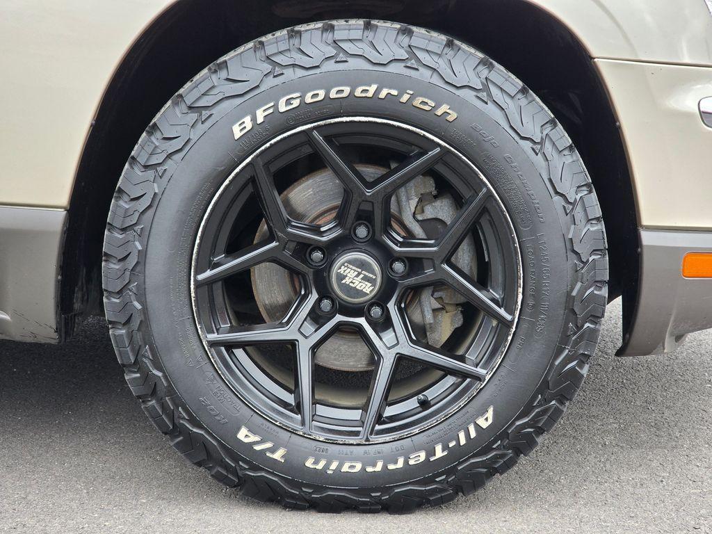 used 2006 Chrysler Pacifica car, priced at $6,999