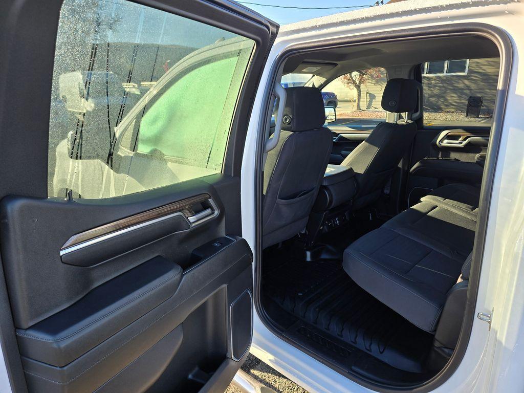 used 2024 Chevrolet Silverado 1500 car, priced at $34,894