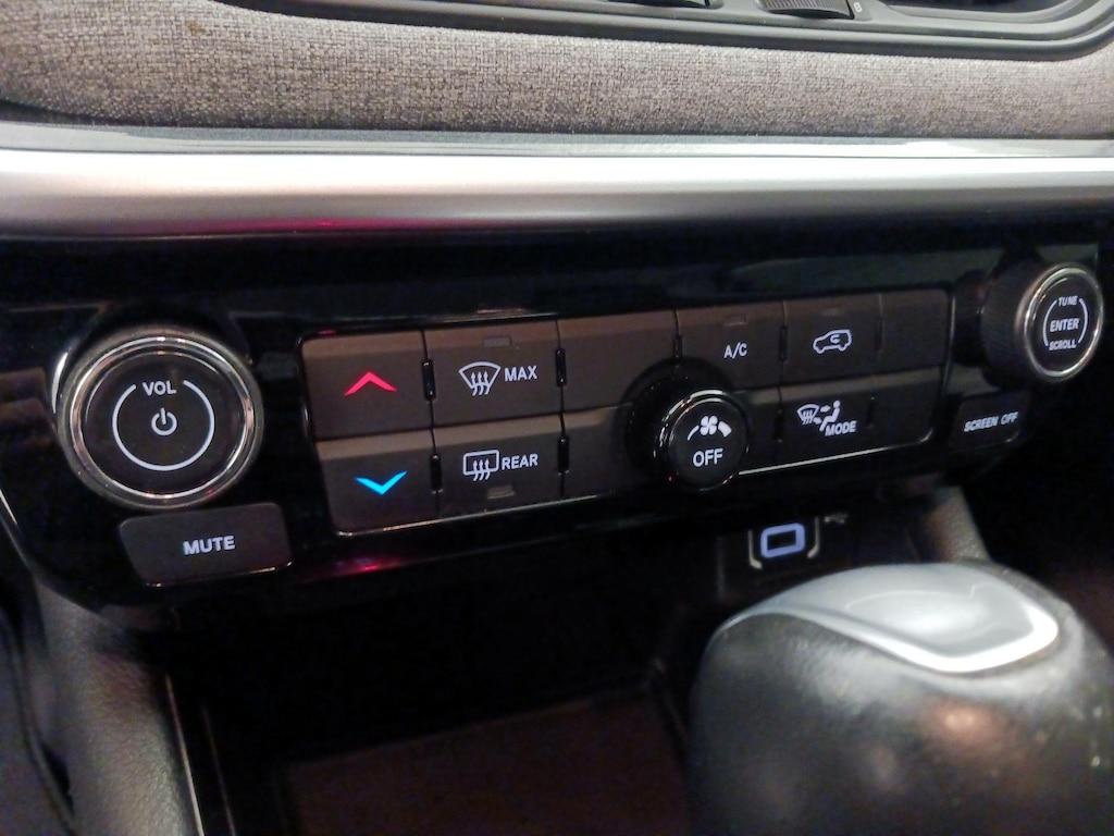 used 2022 Jeep Compass car, priced at $18,998