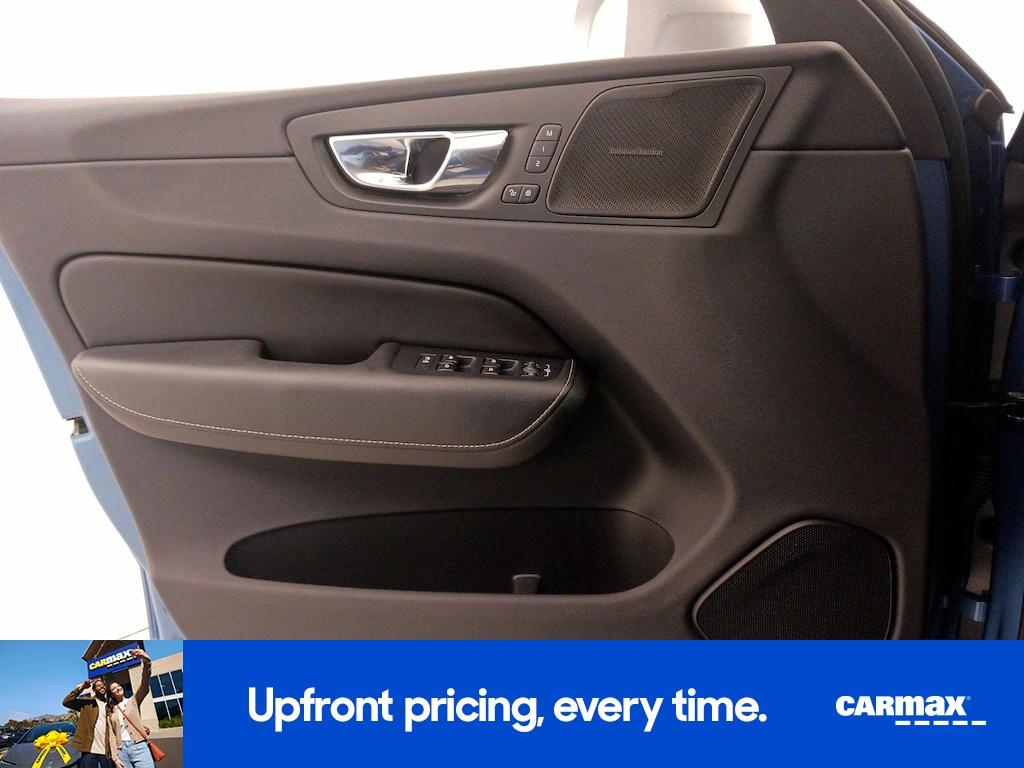 used 2019 Volvo XC60 car, priced at $22,998