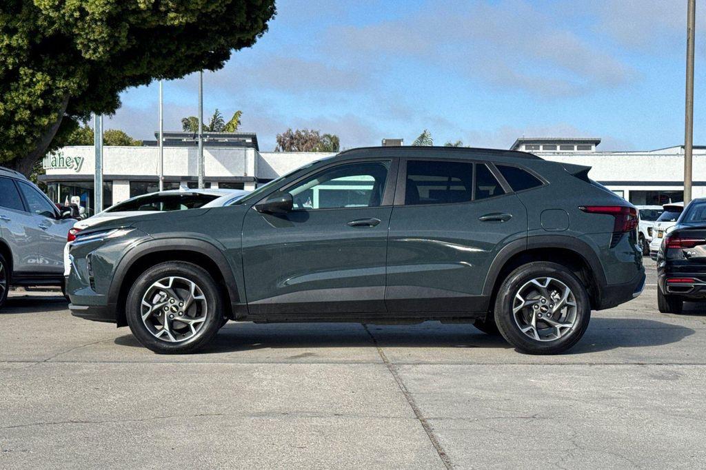 used 2025 Chevrolet Trax car, priced at $21,085