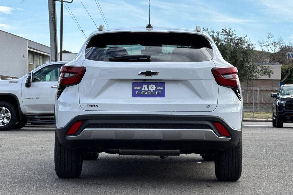 new 2026 Chevrolet Trax car, priced at $25,574
