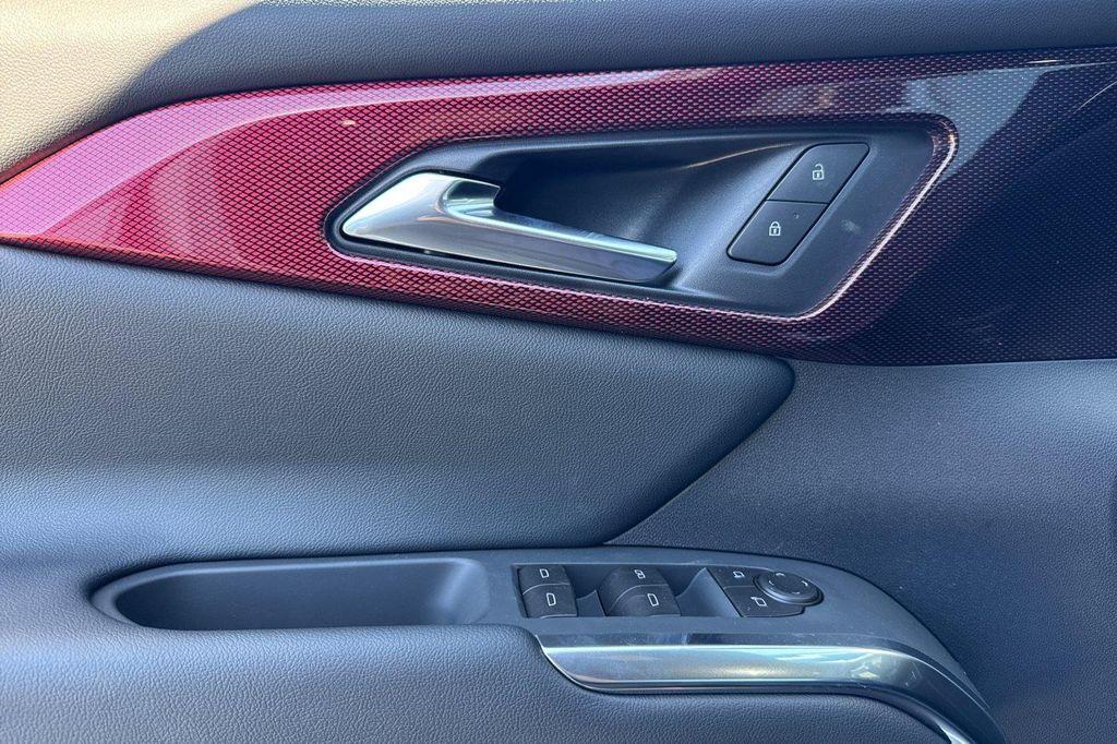 new 2026 Chevrolet Traverse car, priced at $55,135