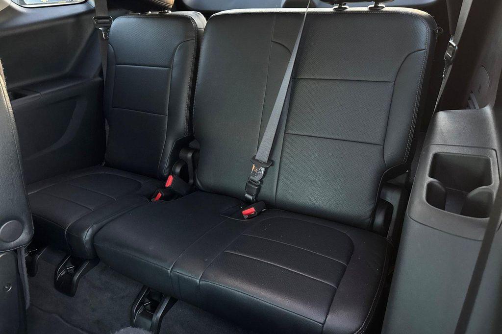 used 2020 Chevrolet Traverse car, priced at $20,000