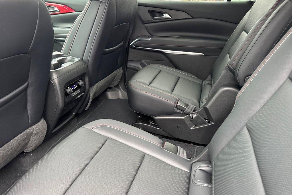 new 2026 Chevrolet Traverse car, priced at $51,150