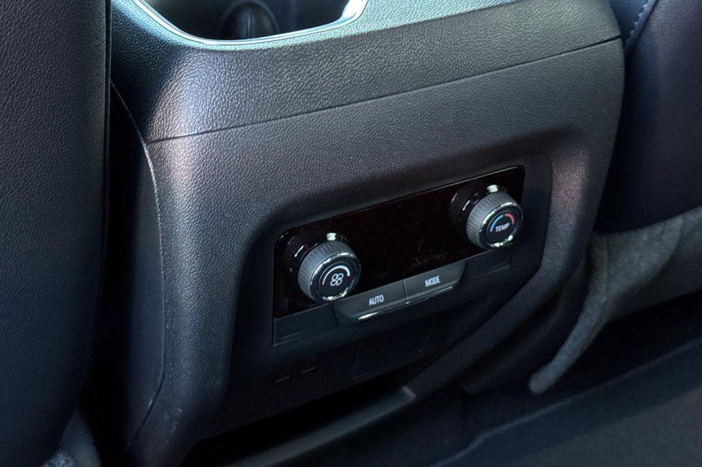 new 2026 Chevrolet Traverse car, priced at $45,245