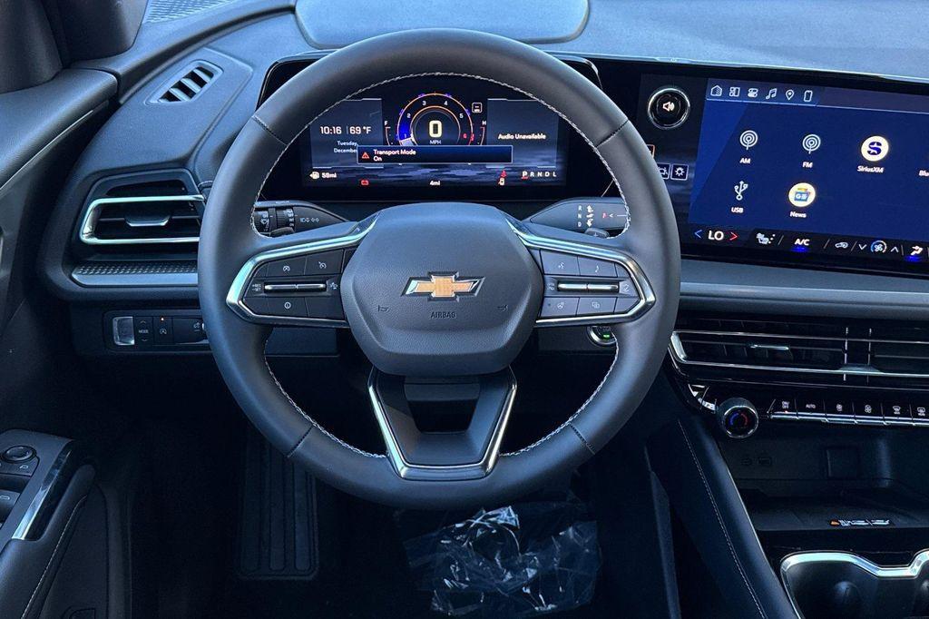 new 2026 Chevrolet Traverse car, priced at $45,245