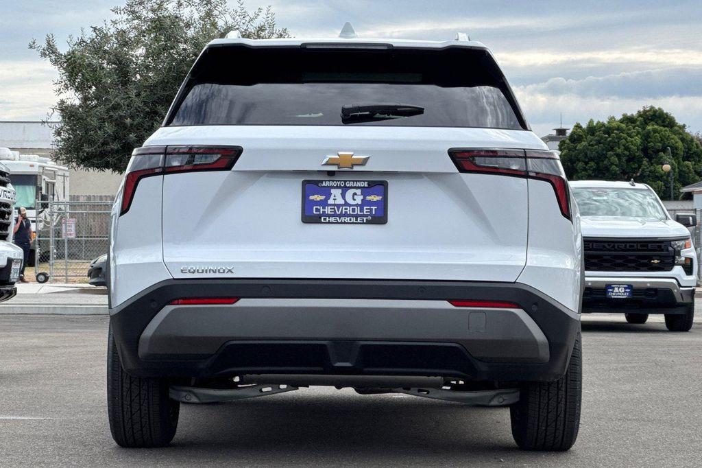 new 2026 Chevrolet Equinox car, priced at $33,164