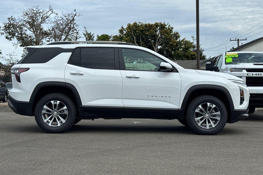 new 2026 Chevrolet Equinox car, priced at $33,164