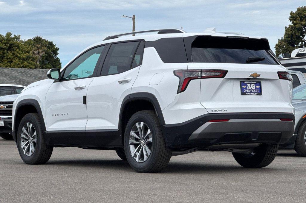 new 2026 Chevrolet Equinox car, priced at $33,164