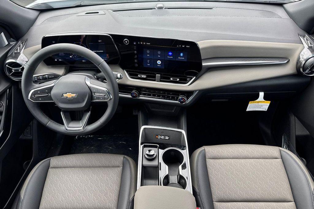 new 2026 Chevrolet Equinox car, priced at $33,164