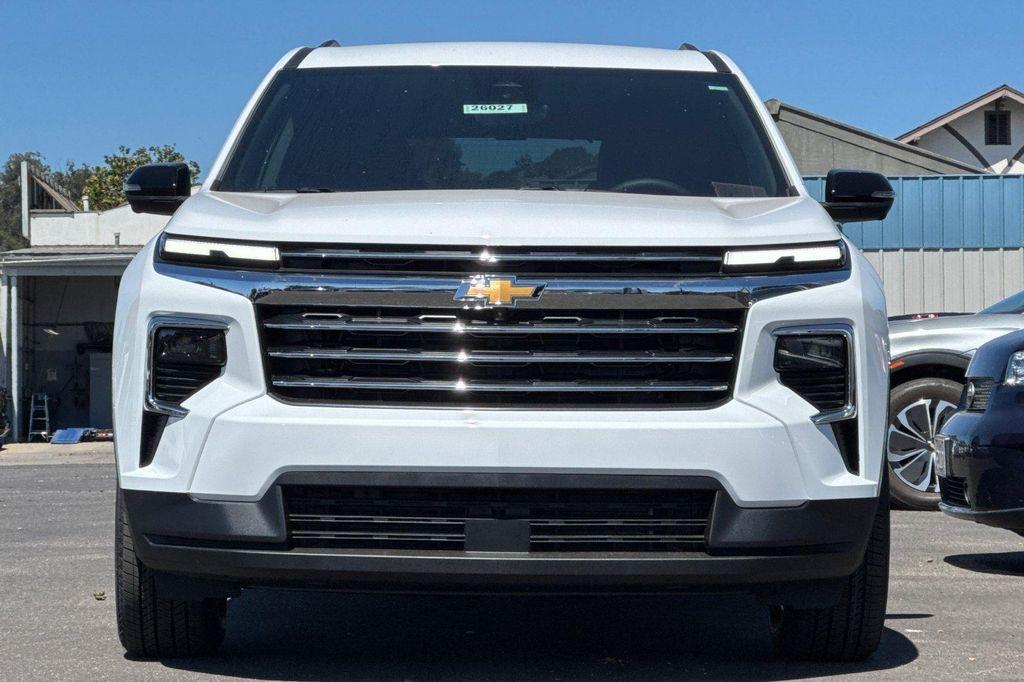 new 2026 Chevrolet Traverse car, priced at $43,420