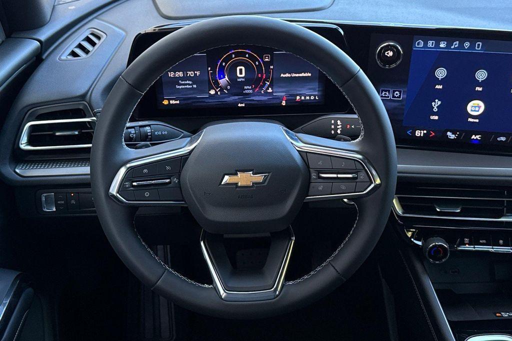 new 2026 Chevrolet Traverse car, priced at $43,420