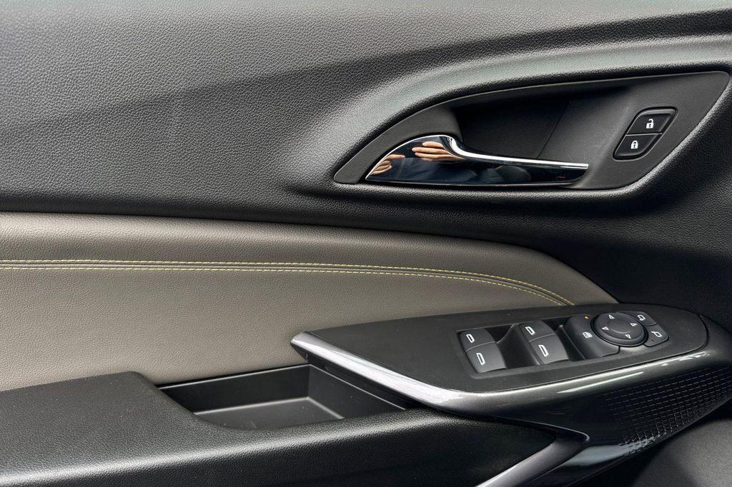 new 2026 Chevrolet Trax car, priced at $27,990