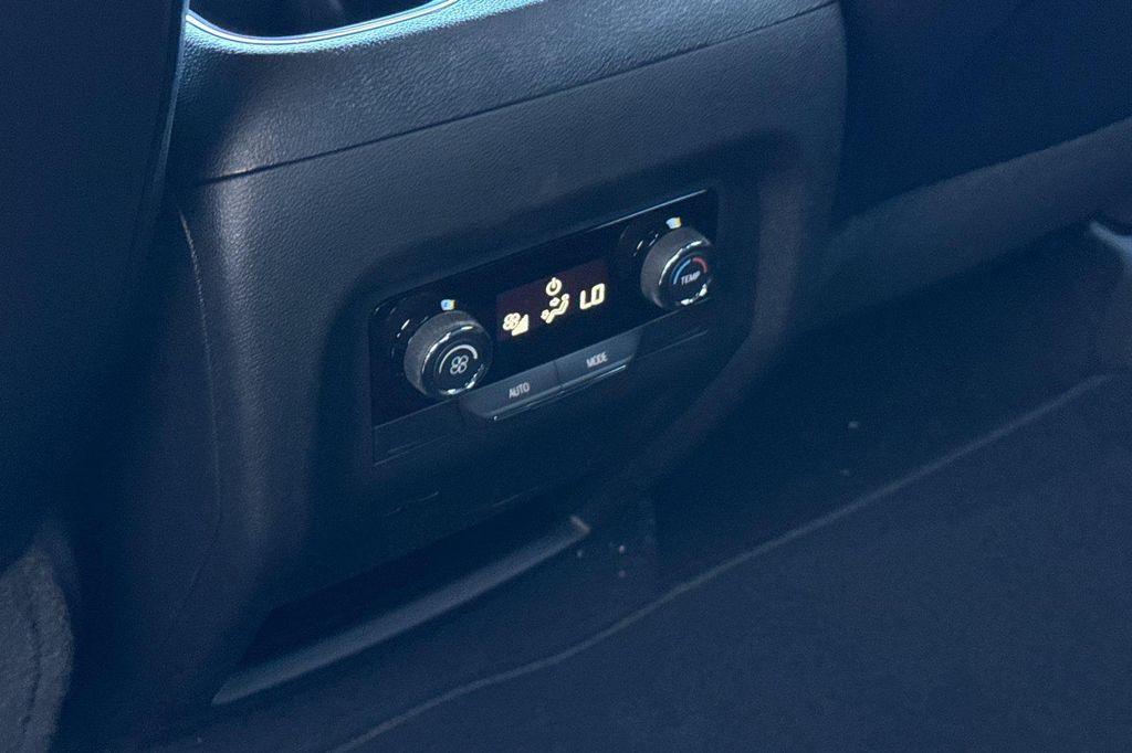 new 2026 Chevrolet Traverse car, priced at $42,195