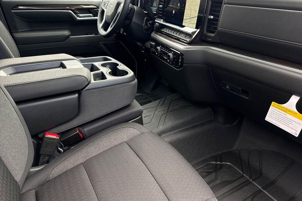 new 2026 Chevrolet Silverado 1500 car, priced at $43,679