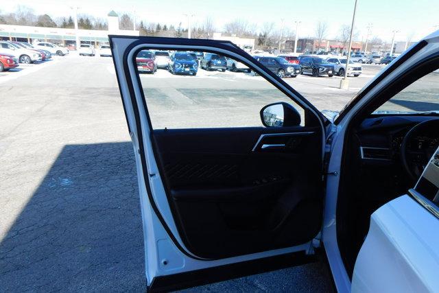 used 2024 Mitsubishi Outlander car, priced at $29,950