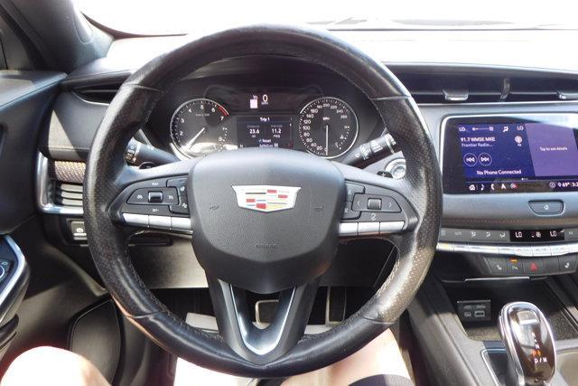 used 2020 Cadillac XT4 car, priced at $22,900