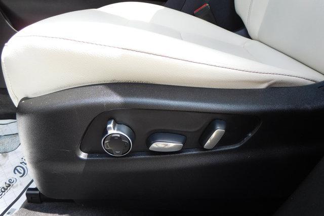 used 2020 Cadillac XT4 car, priced at $22,900