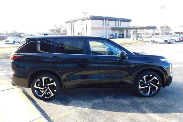 used 2022 Mitsubishi Outlander car, priced at $22,995
