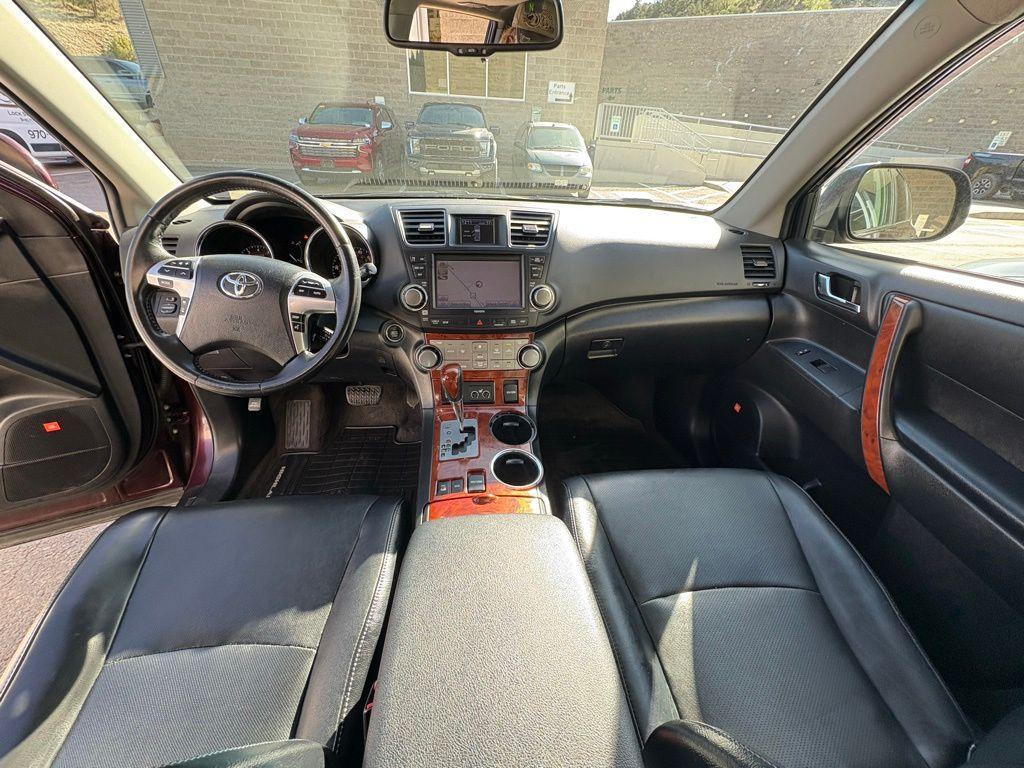 used 2012 Toyota Highlander car, priced at $16,991