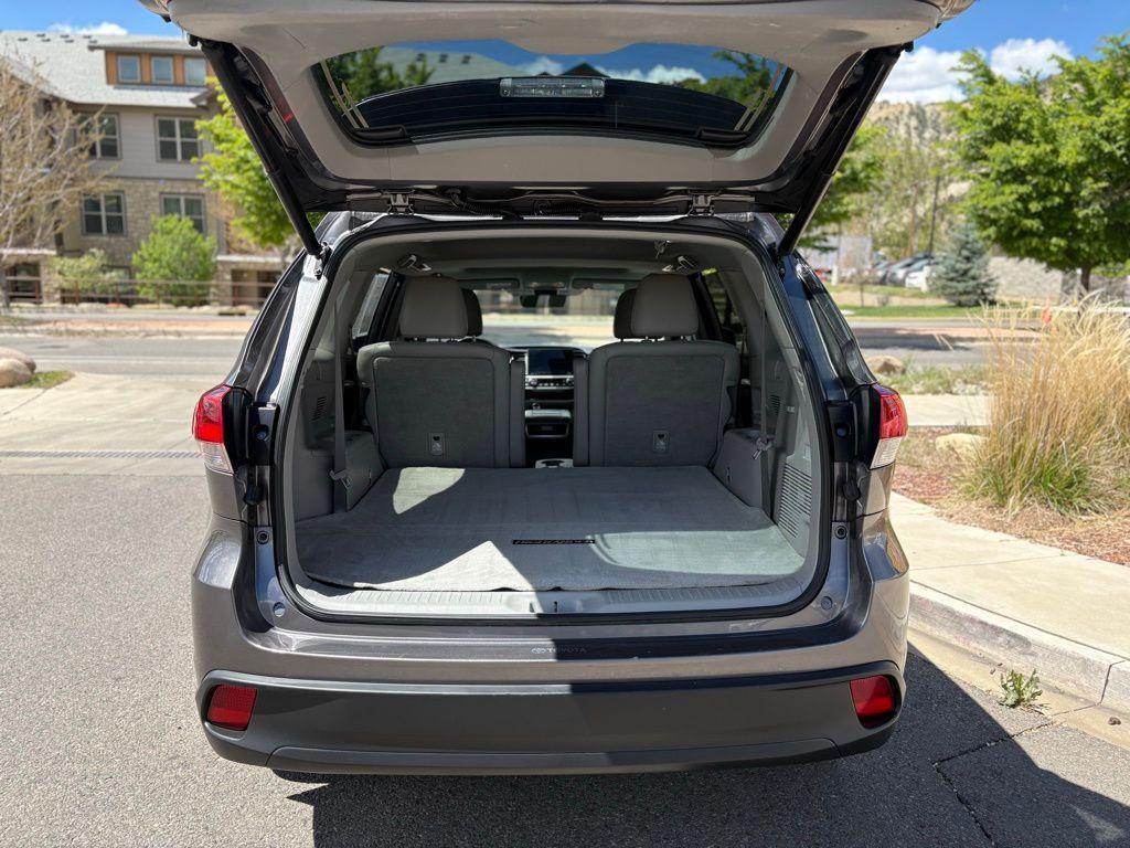 used 2019 Toyota Highlander car, priced at $21,994