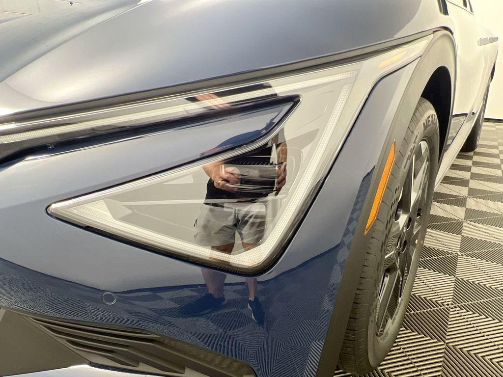 new 2025 Kia EV6 car, priced at $34,001