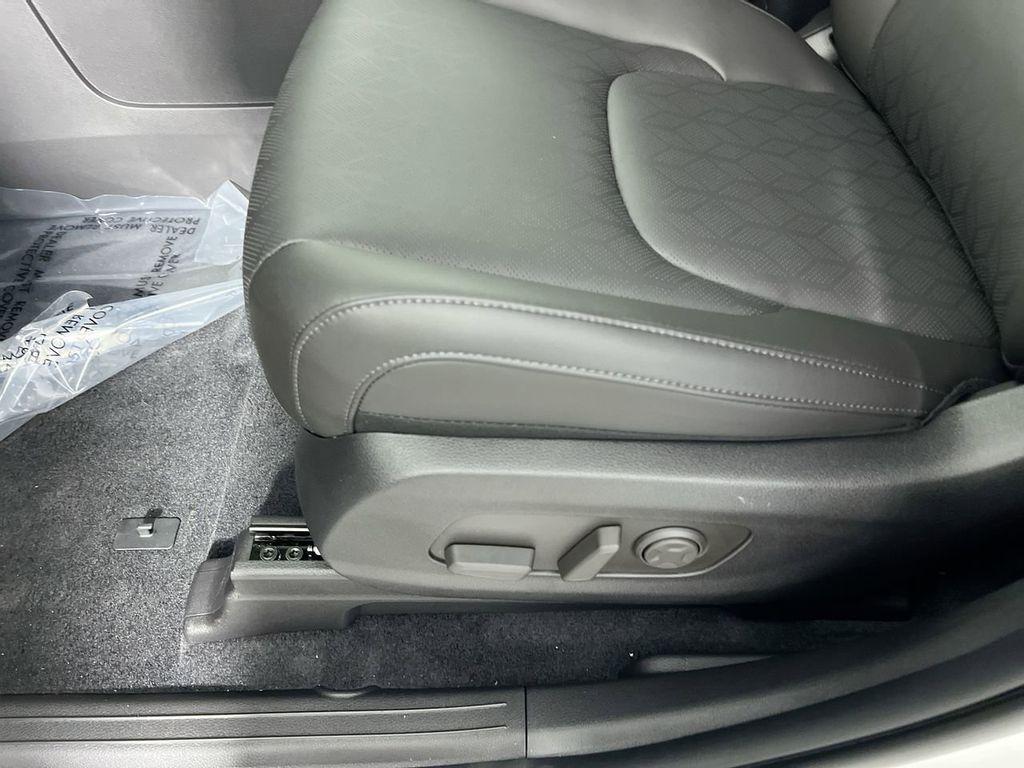 new 2026 Kia Carnival Hybrid car, priced at $45,909