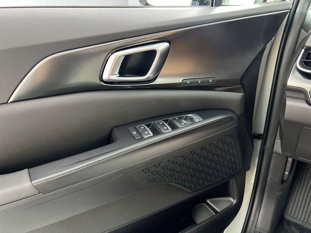 new 2026 Kia Carnival car, priced at $54,518