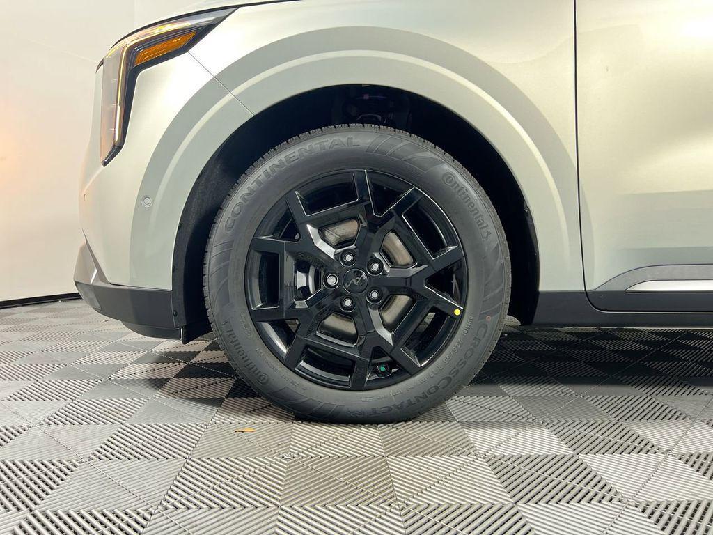new 2026 Kia Carnival car, priced at $54,518