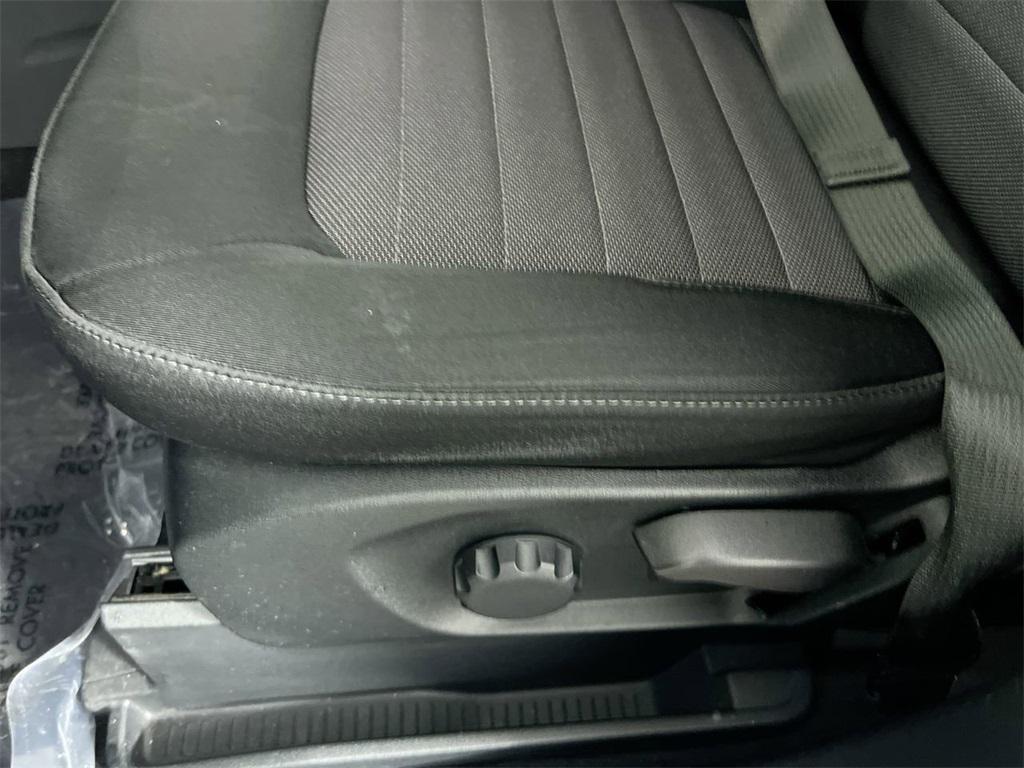 used 2022 Ford Edge car, priced at $18,250