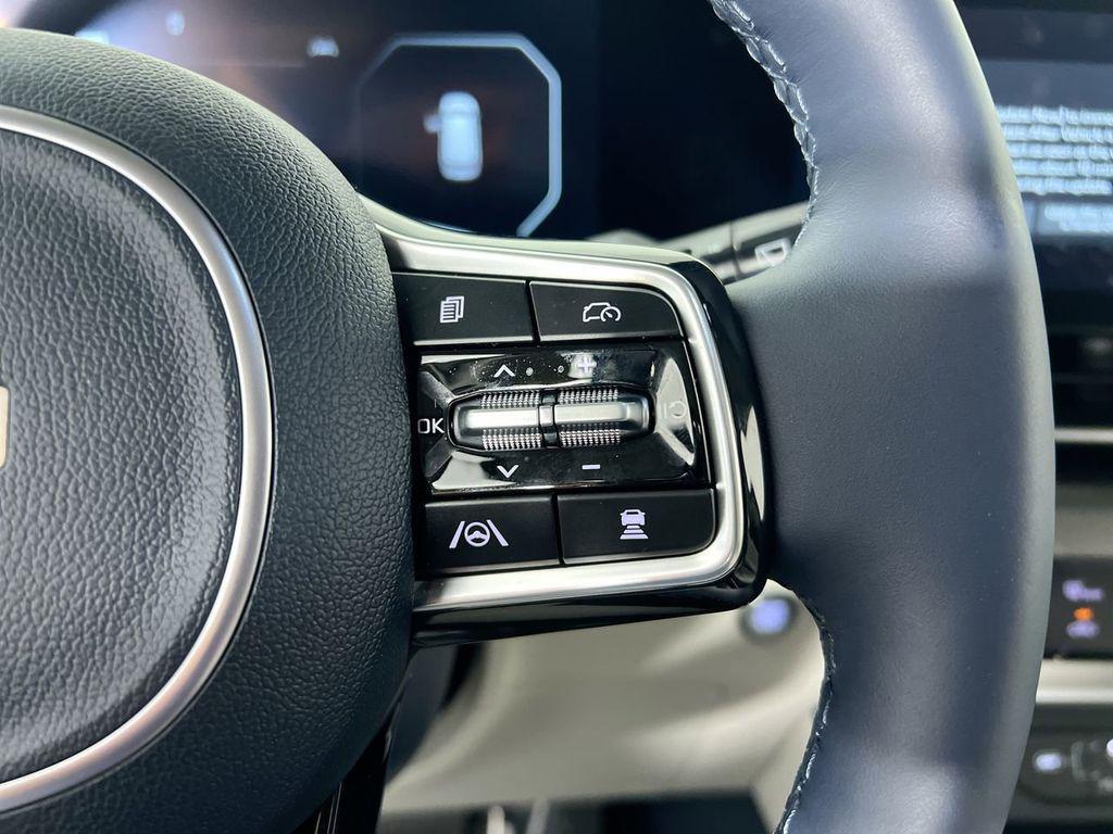 new 2026 Kia Carnival Hybrid car, priced at $55,385