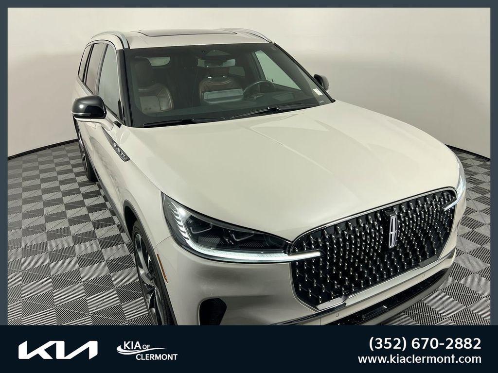 used 2025 Lincoln Aviator car, priced at $57,335