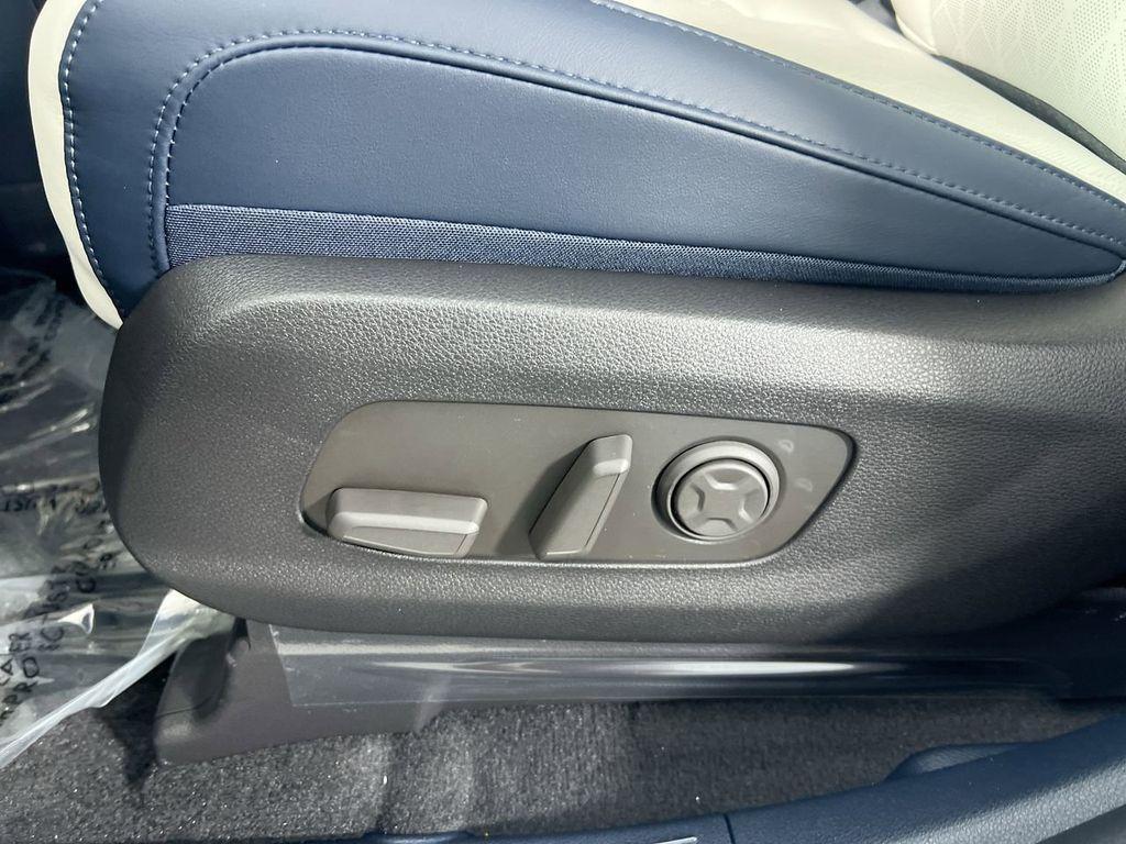 new 2026 Kia Carnival Hybrid car, priced at $41,754