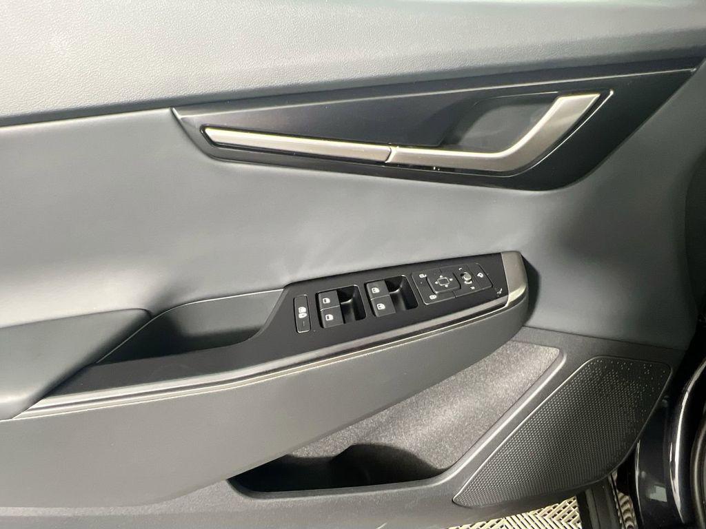 new 2025 Kia EV6 car, priced at $35,981