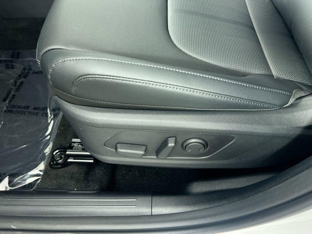 new 2026 Kia Sportage car, priced at $32,287
