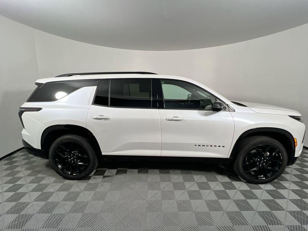 used 2024 Chevrolet Traverse car, priced at $49,200