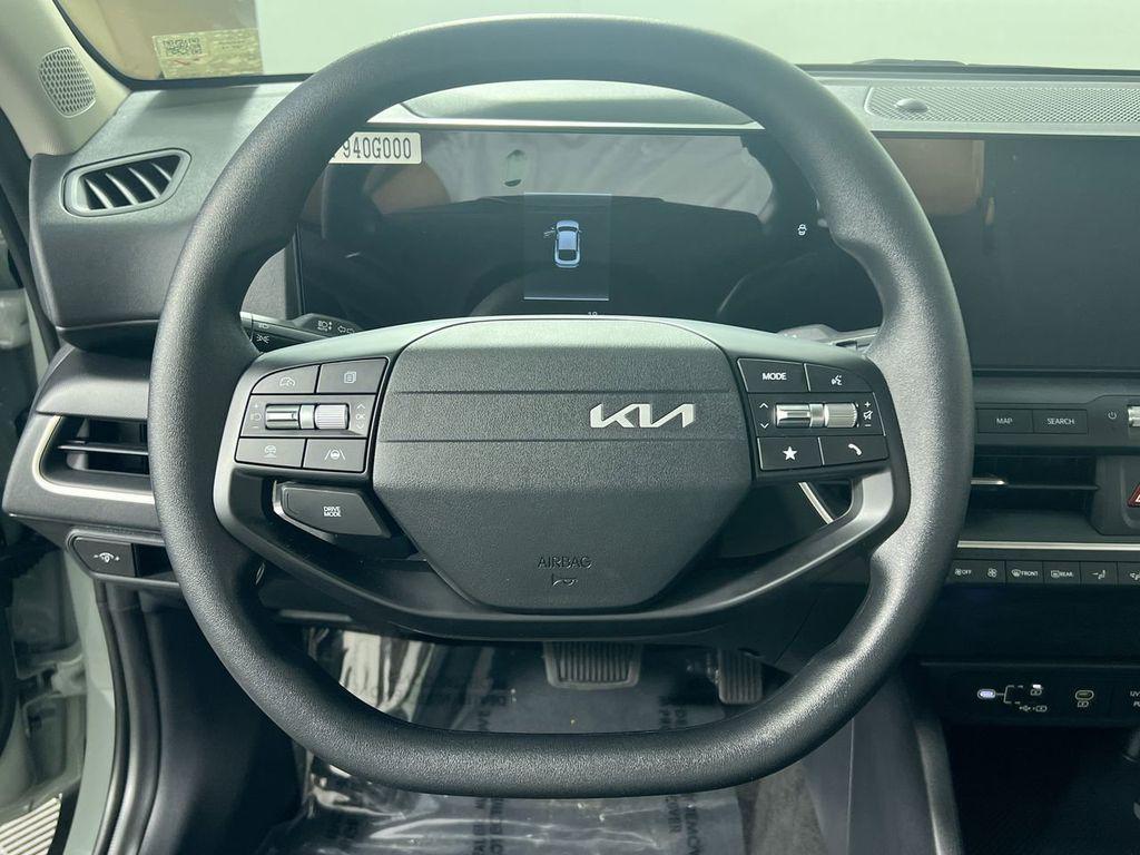 new 2025 Kia K4 car, priced at $20,547