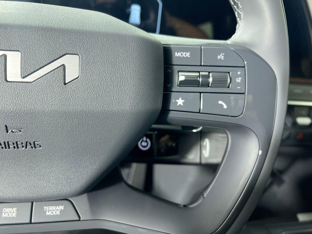 new 2026 Kia EV9 car, priced at $70,375