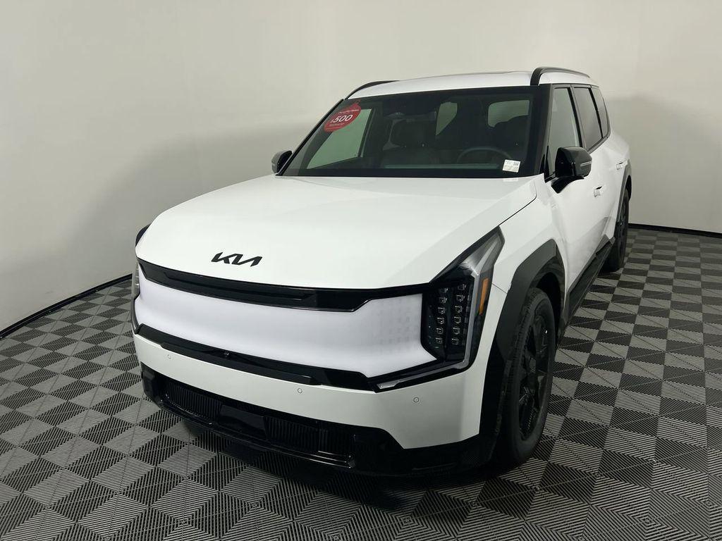 new 2026 Kia EV9 car, priced at $70,375