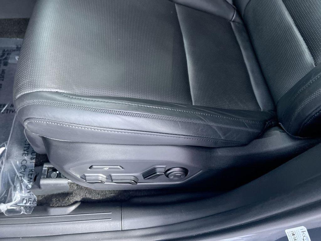 used 2025 Hyundai Santa Fe car, priced at $39,885