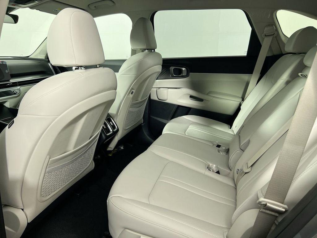 new 2026 Kia Sorento Hybrid car, priced at $41,501