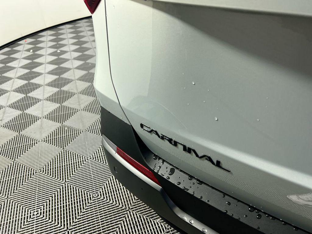 new 2026 Kia Carnival Hybrid car, priced at $46,859