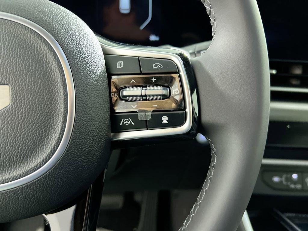 new 2026 Kia Carnival Hybrid car, priced at $55,880