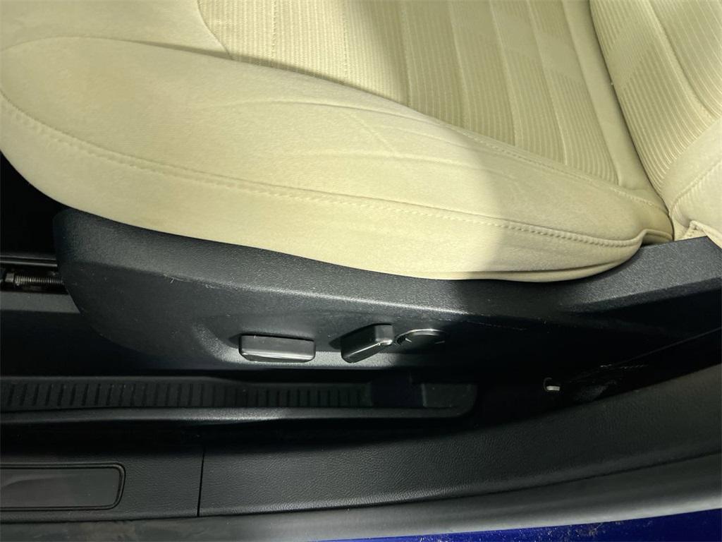 used 2015 Ford Edge car, priced at $10,250