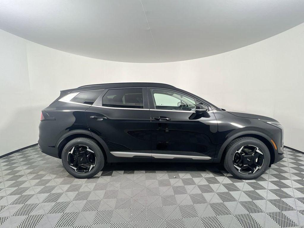 new 2026 Kia Sportage car, priced at $28,268