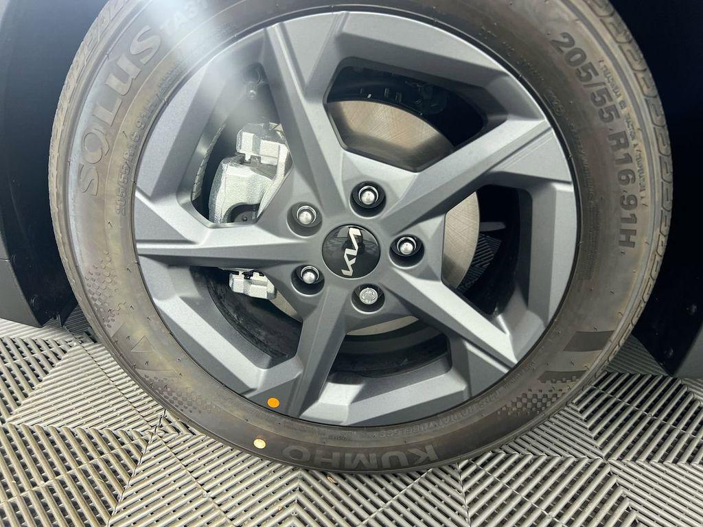 new 2025 Kia K4 car, priced at $20,560