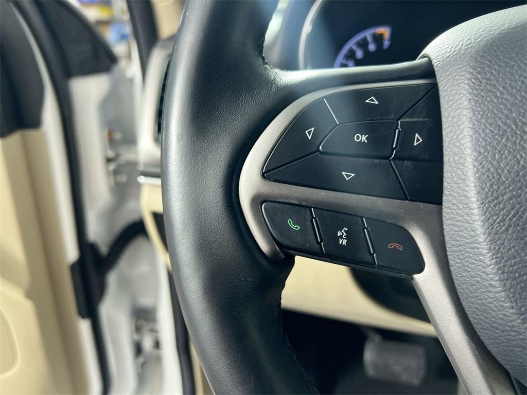 used 2020 Jeep Grand Cherokee car, priced at $20,950